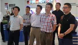 重钢矿业公司詹光模董事长一行到太阳成集团tyc151cc钒钛公司调查互换